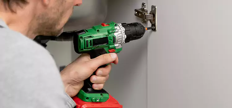 Commercial Door Hinge Repair Elmhurst