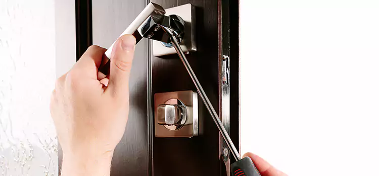 Door Lock Replacement Service Elmhurst